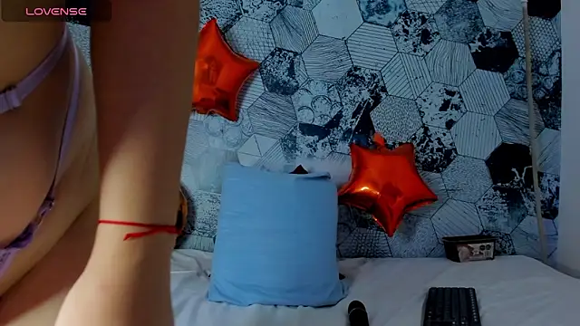 Snapshot of Mikasa_Horny chatting on October 28, 2025, 12:30 pm Mikasa Horny online show from October 28, 2025, 12:30 pm