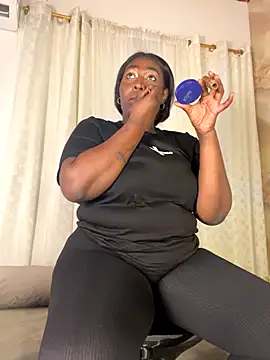 emilyrojas online show from November 22, 2025, 11:31 am