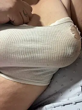 Snapshot of ruby_santana777 chatting on March 20, 2025, 8:40 pm ruby santana777 online show from March 20, 2025, 8:40 pm