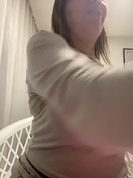 Snapshot of ruby_santana777 chatting on October 10, 2025, 1:04 am ruby santana777 online show from October 10, 2025, 1:04 am