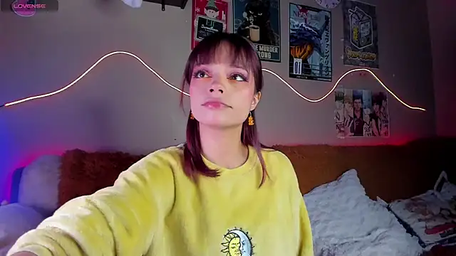 Snapshot of maryberry__ chatting on January 10, 2025, 6:09 am maryberry online show from January 10, 2025, 6:09 am