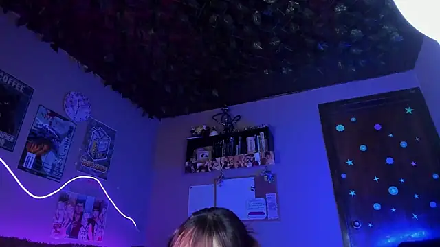 Snapshot of maryberry__ chatting on February 12, 2025, 4:33 am maryberry online show from February 12, 2025, 4:33 am