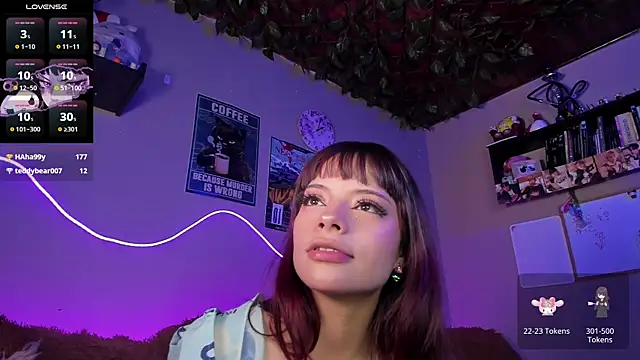 Snapshot of maryberry__ chatting on March 11, 2025, 7:04 am maryberry online show from March 11, 2025, 7:04 am