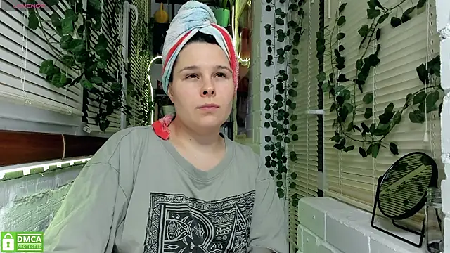 Snapshot of Candys_booty chatting on December 11, 2024, 4:31 pm Candys booty online show from December 11, 2024, 4:31 pm