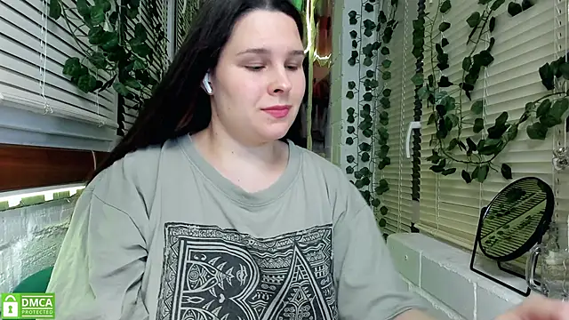 Snapshot of Candys_booty chatting on December 11, 2024, 7:36 pm Candys booty online show from December 11, 2024, 7:36 pm