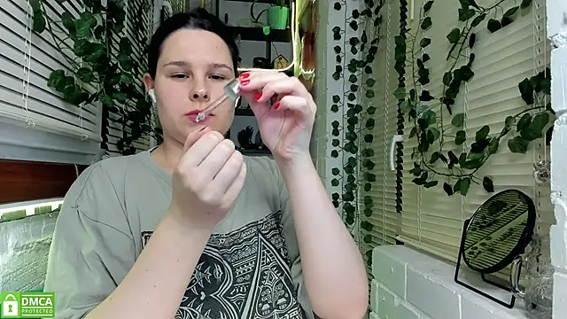 Snapshot of Candys_booty chatting on December 11, 2024, 10:38 pm Candys booty online show from December 11, 2024, 10:38 pm