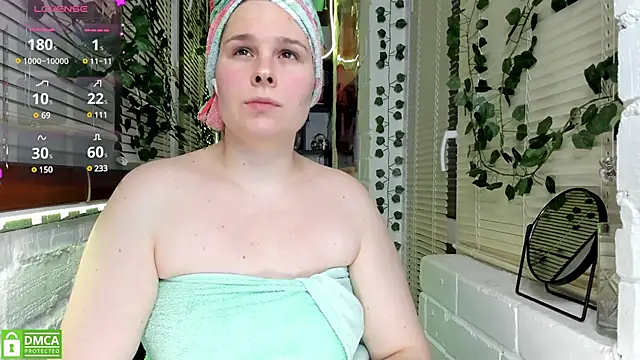 Snapshot of Candys_booty chatting on December 13, 2024, 10:02 pm Candys booty online show from December 13, 2024, 10:02 pm