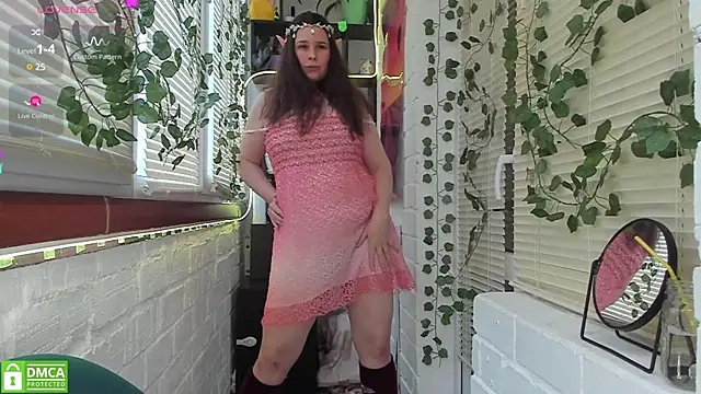 Snapshot of Candys_booty chatting on January 29, 2025, 12:33 am Candys booty online show from January 29, 2025, 12:33 am