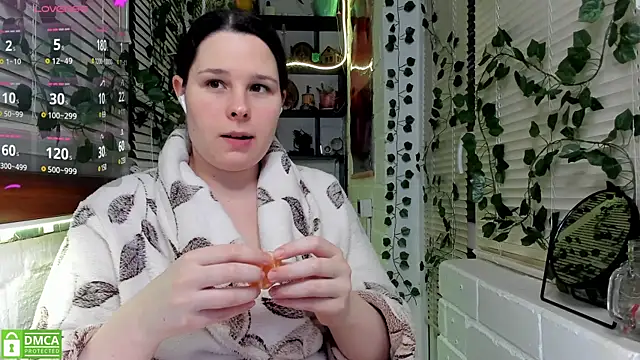 Snapshot of Candys_booty chatting on February 11, 2025, 8:52 pm Candys booty online show from February 11, 2025, 8:52 pm