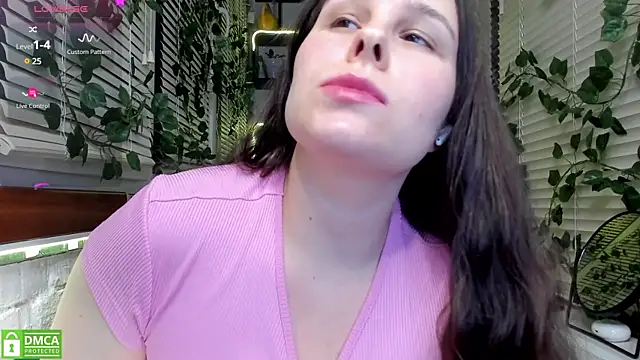 Snapshot of Candys_booty chatting on March 10, 2025, 1:45 am Candys booty online show from March 10, 2025, 1:45 am