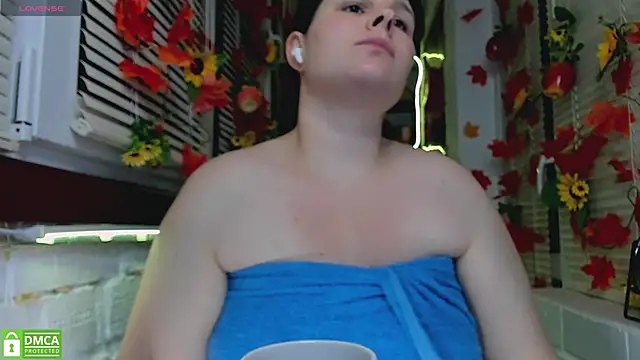 Snapshot of Candys_booty chatting on October 11, 2025, 10:19 pm Candys booty online show from October 11, 2025, 10:19 pm