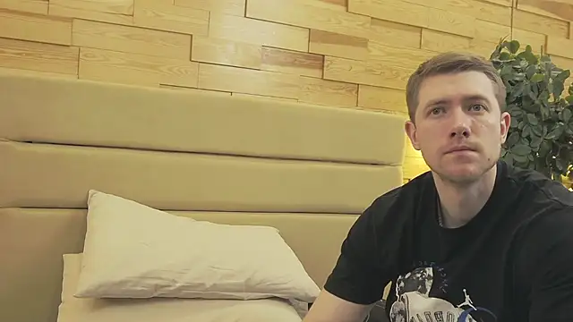 EthanPinkman online show from November 30, 2025, 4:16 am