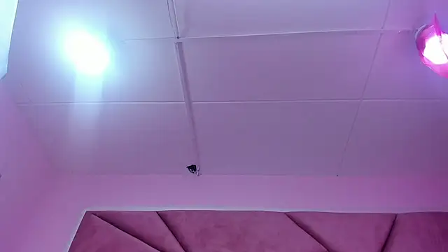 Snapshot of LilithCooperr_ chatting on December 2, 2024, 1:14 am LilithCooperr online show from December 2, 2024, 1:14 am