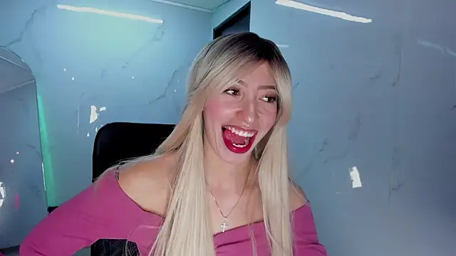 Snapshot of LilithCooperr_ chatting on September 27, 2025, 7:41 pm LilithCooperr online show from September 27, 2025, 7:41 pm