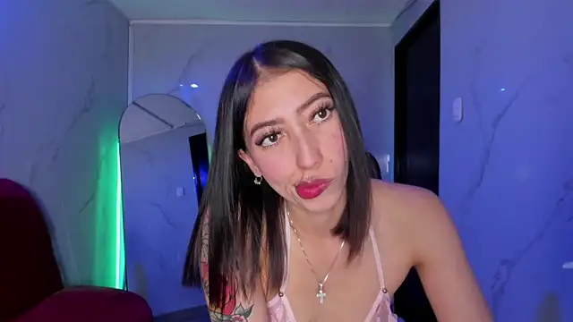 Snapshot of LilithCooperr_ chatting on October 4, 2025, 9:02 pm LilithCooperr online show from October 4, 2025, 9:02 pm