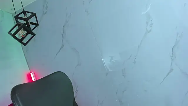 Snapshot of LilithCooperr_ chatting on November 14, 2025, 10:18 pm LilithCooperr online show from November 14, 2025, 10:18 pm