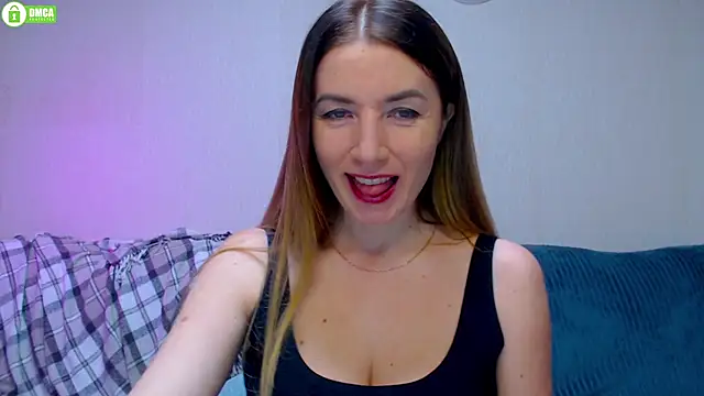 Snapshot of Sweet___Amelia chatting on October 10, 2025, 3:22 pm Sweet Amelia online show from October 10, 2025, 3:22 pm