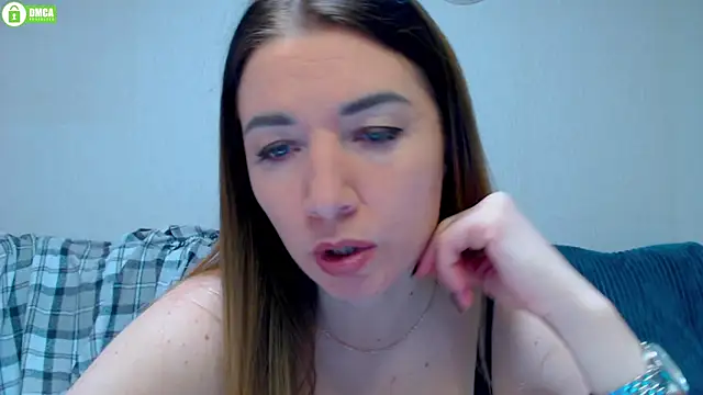 Snapshot of Sweet___Amelia chatting on November 2, 2025, 9:55 am Sweet Amelia online show from November 2, 2025, 9:55 am