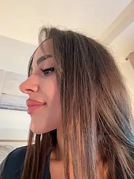 Snapshot of Alisa-Marie chatting on March 13, 2025, 1:18 pm Alisa-Marie online show from March 13, 2025, 1:18 pm