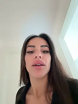 Snapshot of Alisa-Marie chatting on March 14, 2025, 11:01 am Alisa-Marie online show from March 14, 2025, 11:01 am