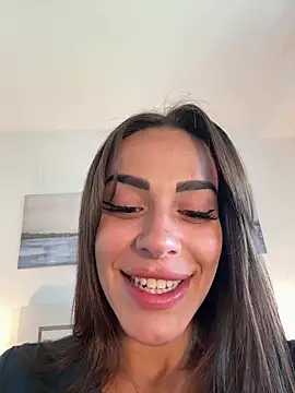 Snapshot of Alisa-Marie chatting on March 22, 2025, 11:11 am Alisa-Marie online show from March 22, 2025, 11:11 am