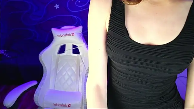 Snapshot of Goddessasty chatting on September 10, 2025, 9:37 pm Goddessasty online show from September 10, 2025, 9:37 pm