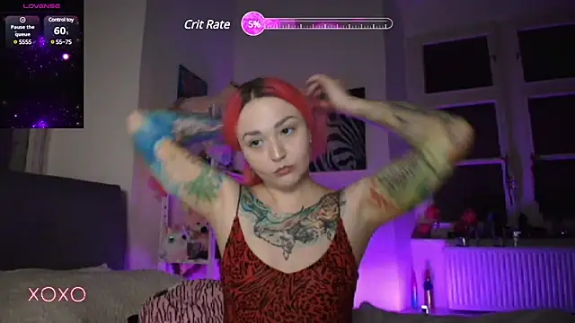 PinkHurricaneOfficial online show from February 18, 2025, 5:10 pm