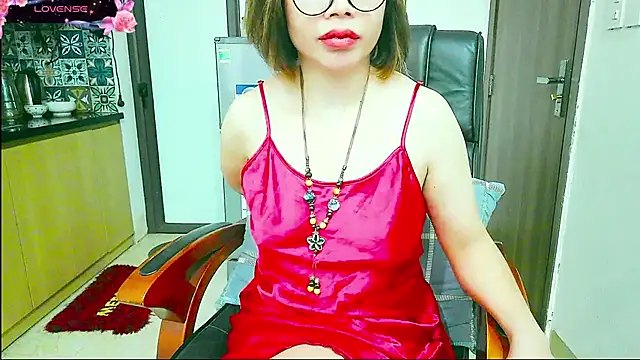 Snapshot of Miu-Le chatting on September 12, 2025, 12:05 pm Miu-Le online show from September 12, 2025, 12:05 pm