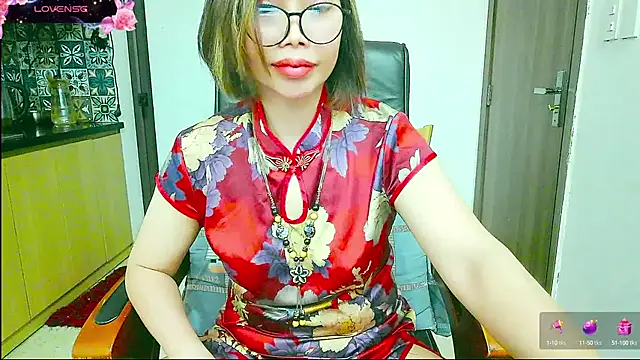 Snapshot of Miu-Le chatting on September 14, 2025, 7:02 pm Miu-Le online show from September 14, 2025, 7:02 pm