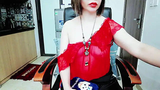 Snapshot of Miu-Le chatting on November 22, 2025, 6:51 pm Miu-Le online show from November 22, 2025, 6:51 pm