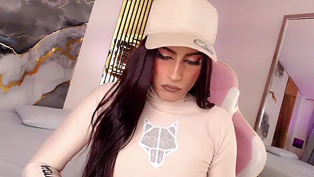 Snapshot of Ari_Tss chatting on December 18, 2025, 3:40 pm Ari Tss online show from December 18, 2025, 3:40 pm