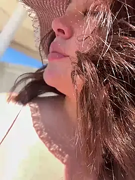 Snapshot of South_Carolina chatting on February 14, 2025, 8:21 am South Carolina online show from February 14, 2025, 8:21 am