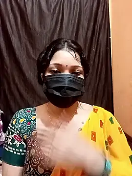 Snapshot of Beauty-khan chatting on September 12, 2025, 7:25 pm Beauty-khan online show from September 12, 2025, 7:25 pm