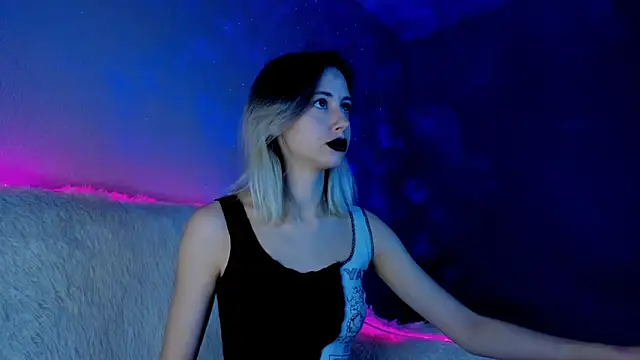 Snapshot of Inner_Light chatting on January 18, 2025, 3:59 pm Inner Light online show from January 18, 2025, 3:59 pm