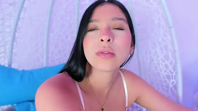 MiaCollson online show from February 20, 2025, 8:47 pm