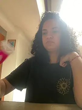 Snapshot of rafamarianoofc chatting on February 24, 2025, 9:10 am rafamarianoofc online show from February 24, 2025, 9:10 am