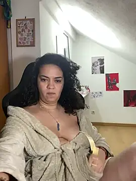 Snapshot of rafamarianoofc chatting on March 18, 2025, 9:10 pm rafamarianoofc online show from March 18, 2025, 9:10 pm