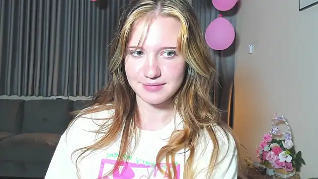 Snapshot of HanahCute chatting on March 6, 2025, 10:36 pm HanahCute online show from March 6, 2025, 10:36 pm