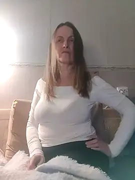 Evelina cute online show from January 17, 2025, 6:33 pm