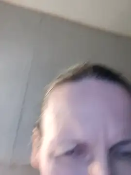 Evelina cute online show from March 5, 2025, 3:51 pm