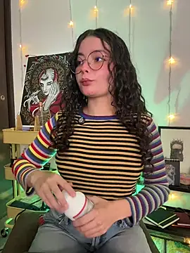 Antoniart  online show from December 3, 2025, 1:46 am