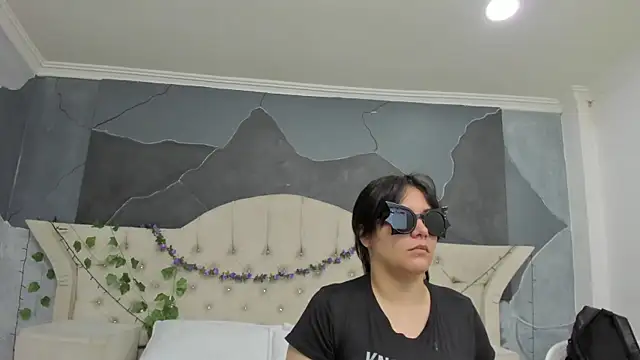 AmberGreyy  online show from November 2, 2025, 1:35 pm