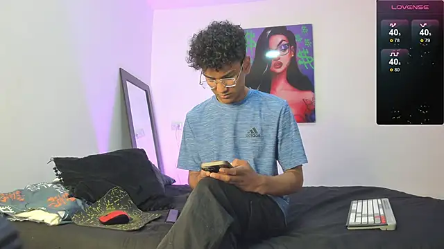 harrytwink18 online show from March 10, 2025, 2:16 pm