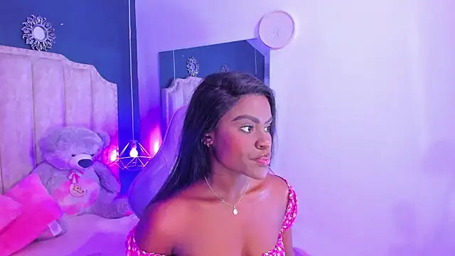 Snapshot of IsabellaBromsS chatting on February 6, 2025, 8:45 pm IsabellaBromsS online show from February 6, 2025, 8:45 pm