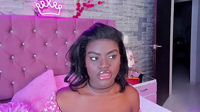 Snapshot of IsabellaBromsS chatting on March 9, 2025, 1:46 am IsabellaBromsS online show from March 9, 2025, 1:46 am