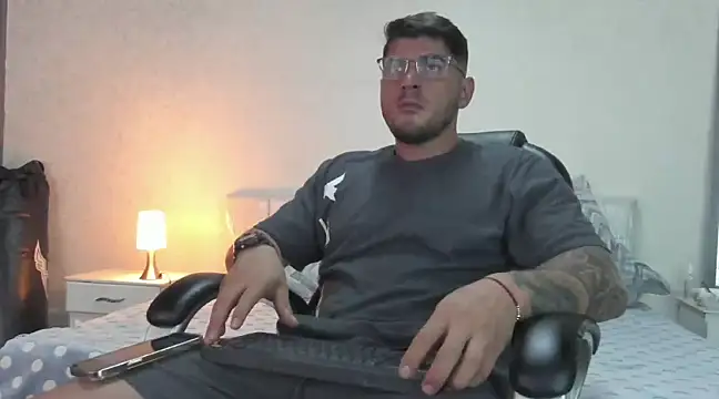 Teilor Creed online show from February 18, 2025, 8:25 pm