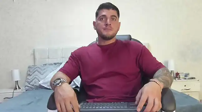 Teilor Creed online show from March 1, 2025, 7:15 pm