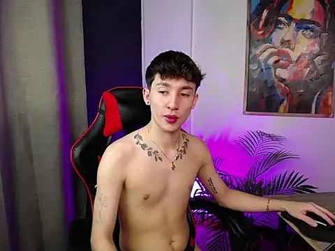 Snapshot of SebasstianGrand chatting on March 6, 2025, 11:20 pm SebasstianGrand online show from March 6, 2025, 11:20 pm