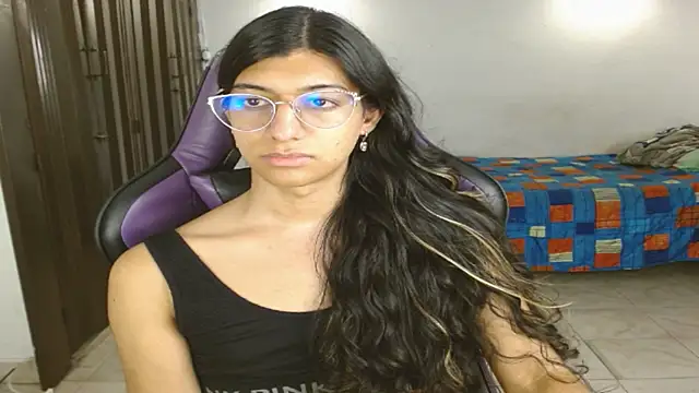 Snapshot of engielphoenis14 chatting on November 29, 2025, 2:36 am engielphoenis14 online show from November 29, 2025, 2:36 am