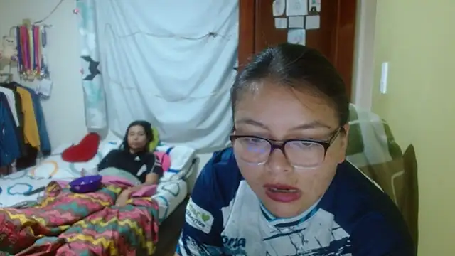 clayre and jill online show from November 5, 2025, 7:03 pm